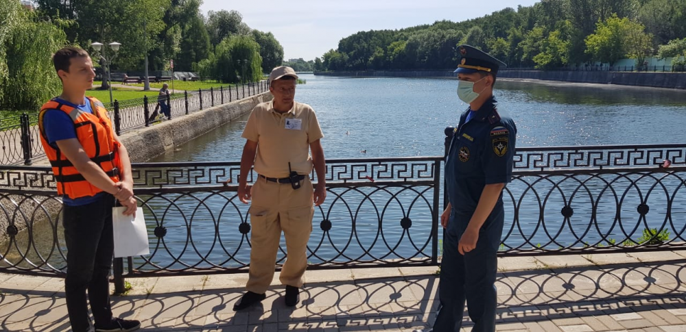 МЧС по ВАО напомнило правила безопасности на водоемах